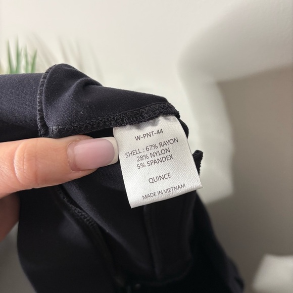 Quince Women's Pants Navy Blue Ponte Knit Crop Ankle - Picture 5 of 5